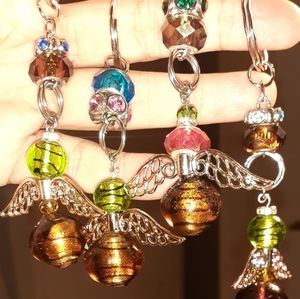 Angel keychain (murano, metal and glass bead).